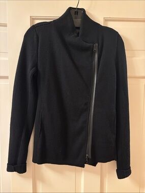 Vince sweater with leather trim